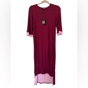 NWT Linear Asymmetrical Burgundy and Pink Stretchy Dress. Size XS